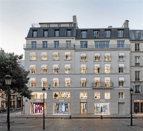 dior d'luxe boutique